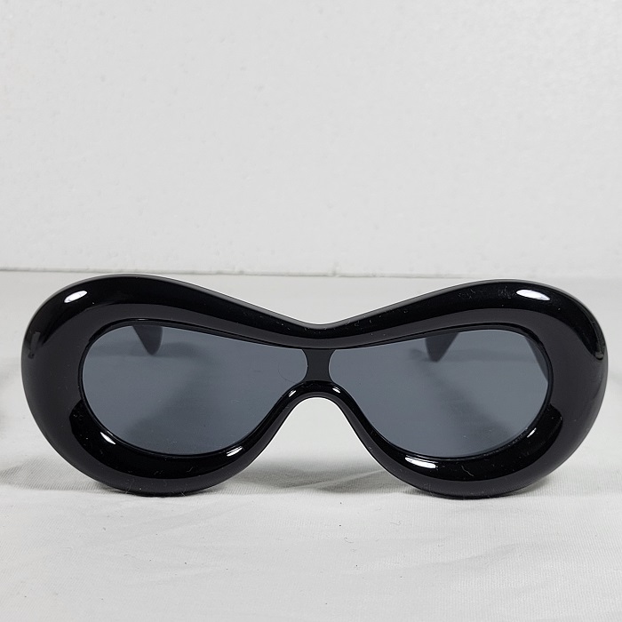 Chunky Retro Cat Eye Sunglasses